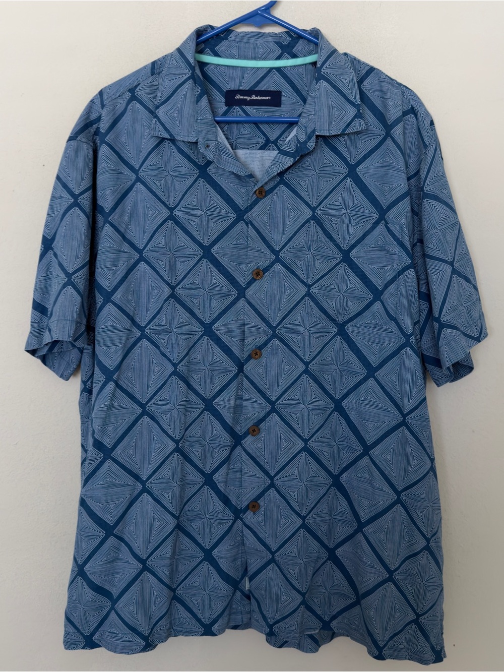 Tommy Bahama Men’s XL Blue White Geometric Silk Short Sleeve Camp Hawaiian Shirt
